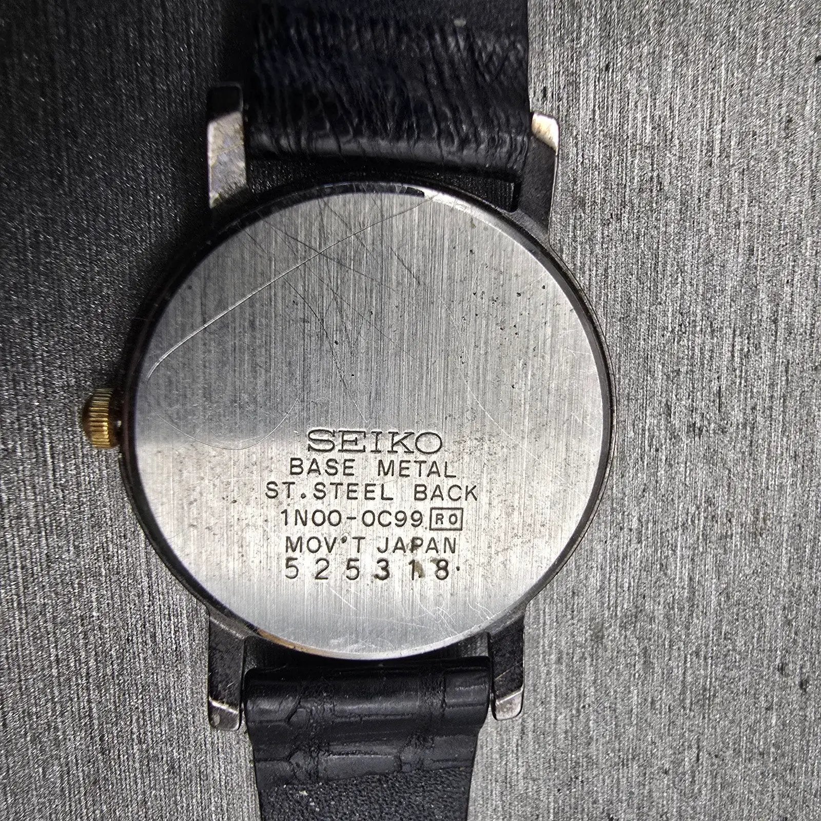 Seiko Watch Women 25mm Black Dial Black Tone Round 1N00-0C99 New Battery Vintage10