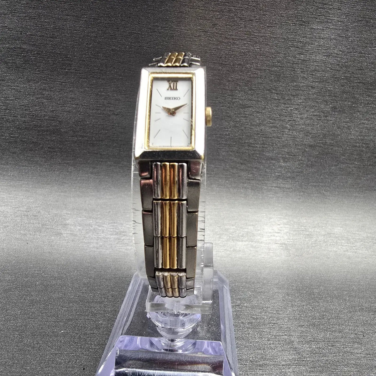 Seiko Watch Women 13mm White Dial Two Tone Rectangle V220-6769 New Battery5