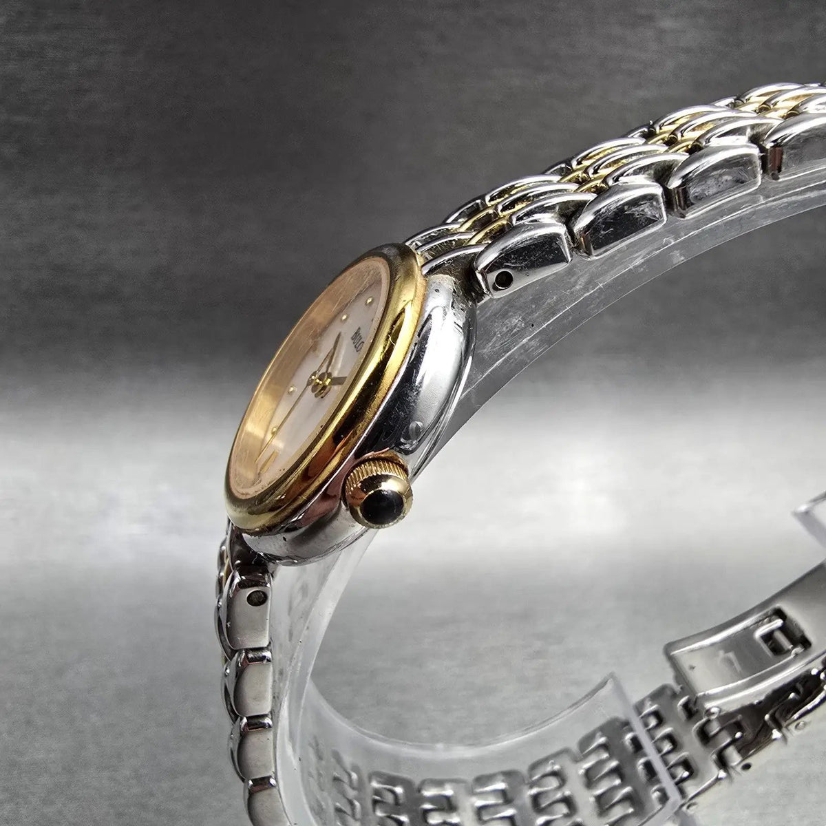 Bulova Watch Women 23mm MOP Dial Two Tone Round 98L150 New Battery2