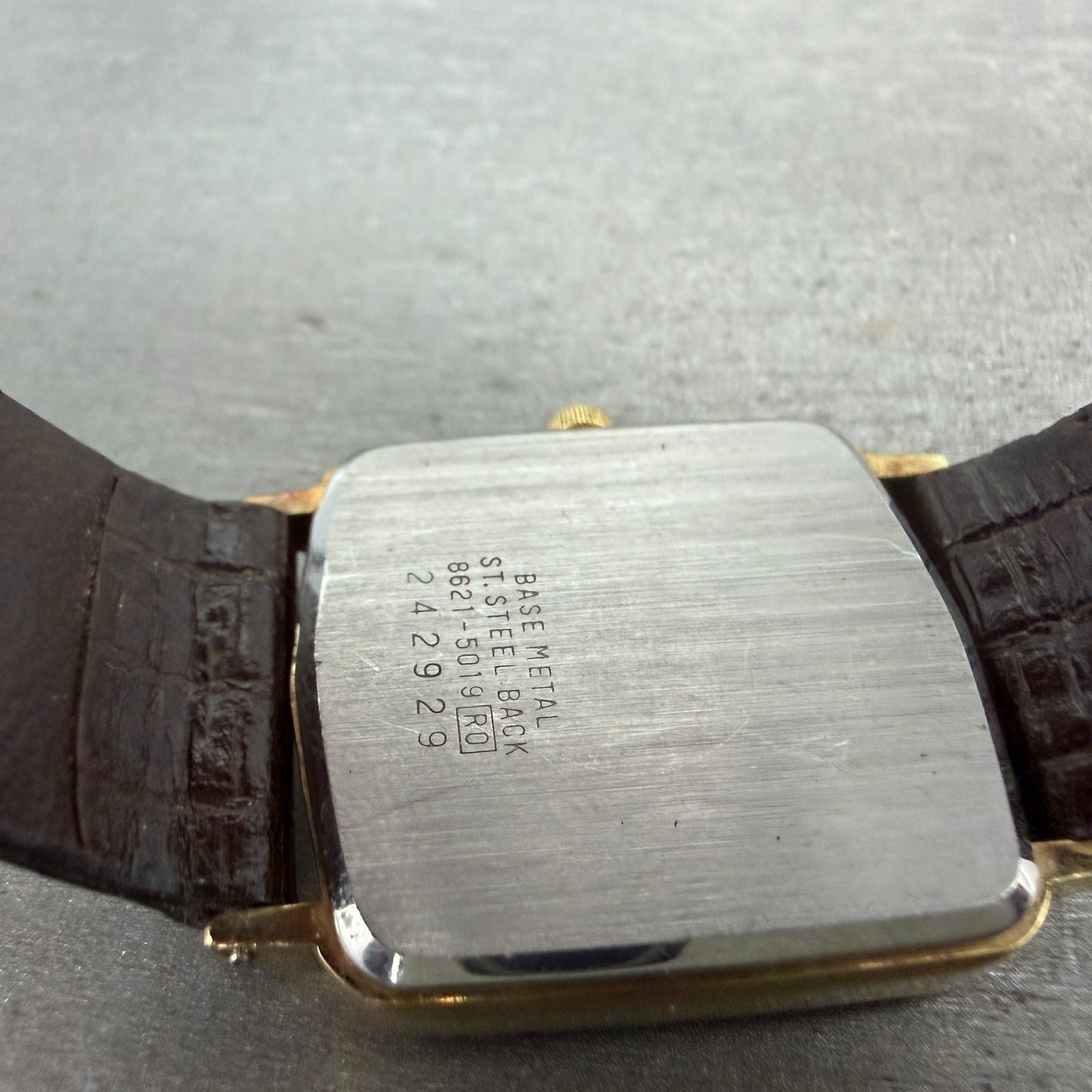 Seiko Watch Men 26mm Champagne Dial Gold Tone Rectangle 8621-5019 PARTS Vintage10