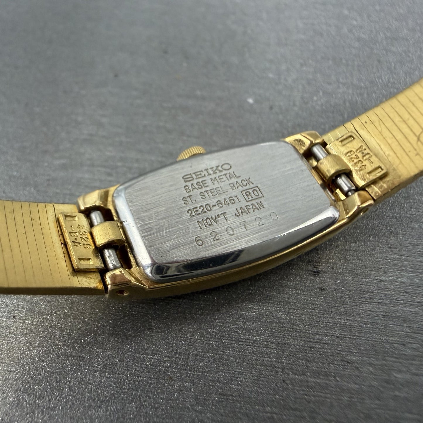 Seiko Watch Women 13mm Champagne Dial Gold Tone Rectangle 2E206461 New Battery9