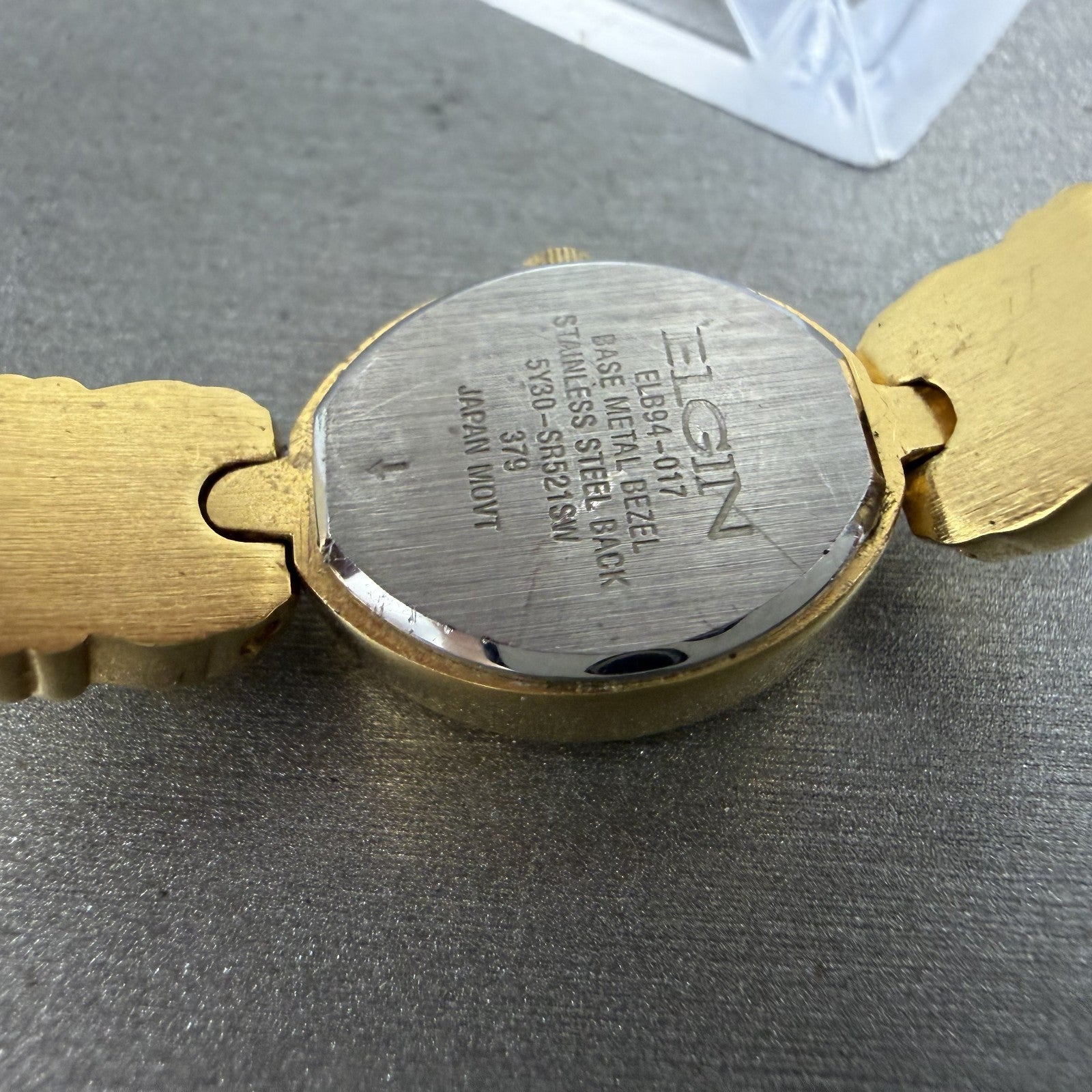 Elgin Watch Women 16mm Silver Dial Gold Tone Oval Bangle New Battery9