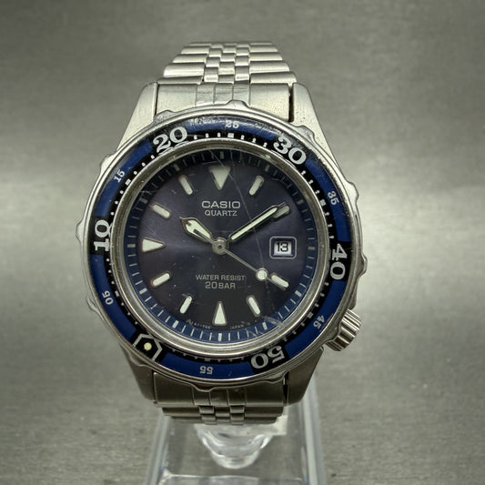 Casio Dive Watch Women 32mm Blue Dial Silver Tone Date Round LD715 PARTS0