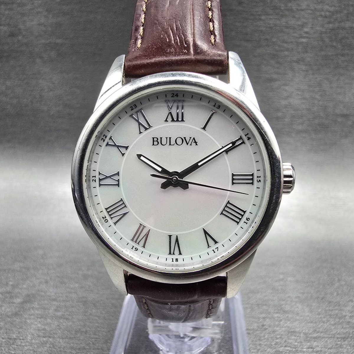 Bulova Watch Women 32mm MOP Dial Silver Tone Round 96L271 New Battery0