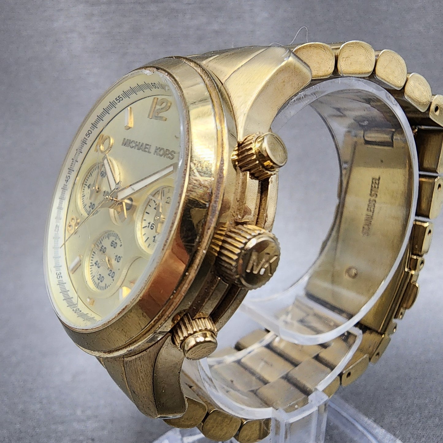 Michael Kors Runway Chronograph Watch Women 38mm Champagne Dial Gold Tone NewBat2