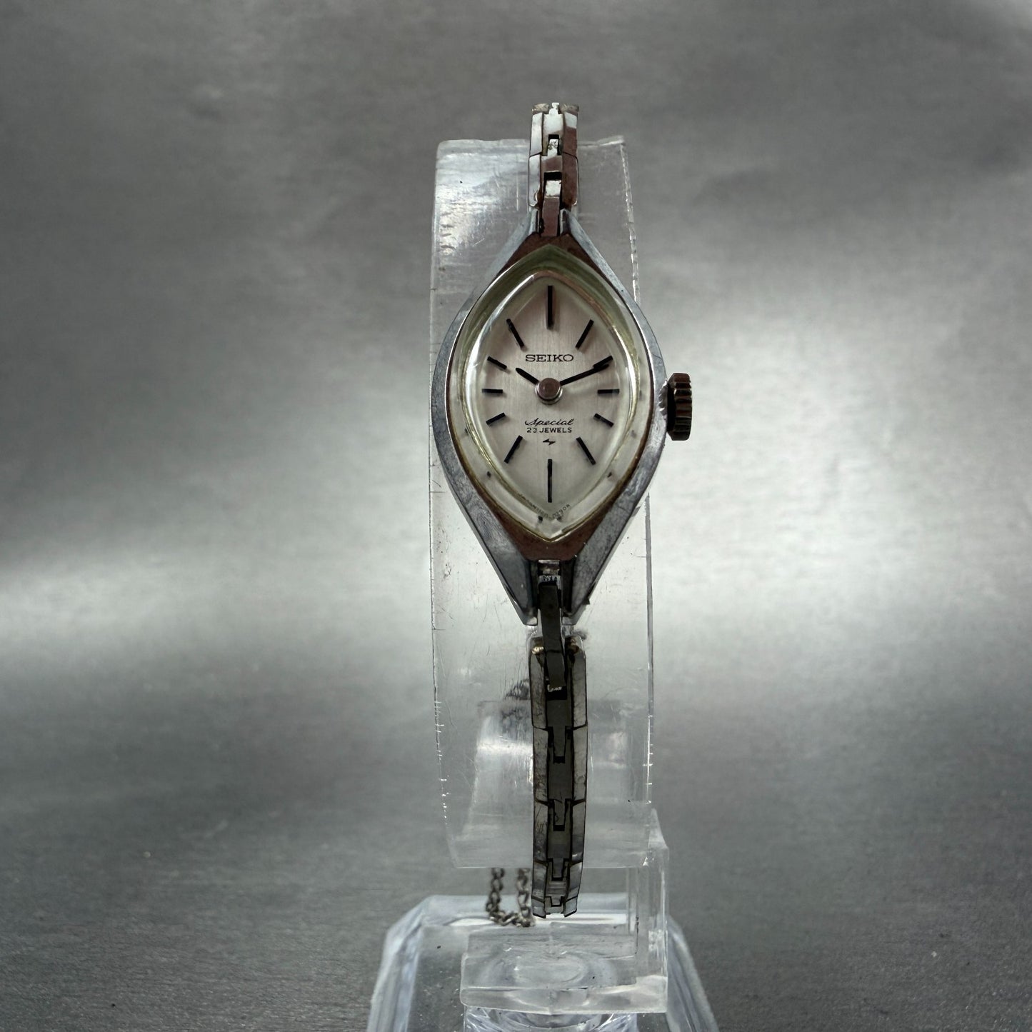 Seiko Special Watch Women 15mm White Dial Silver Tone Manual Wind 1140-7080 Runs5
