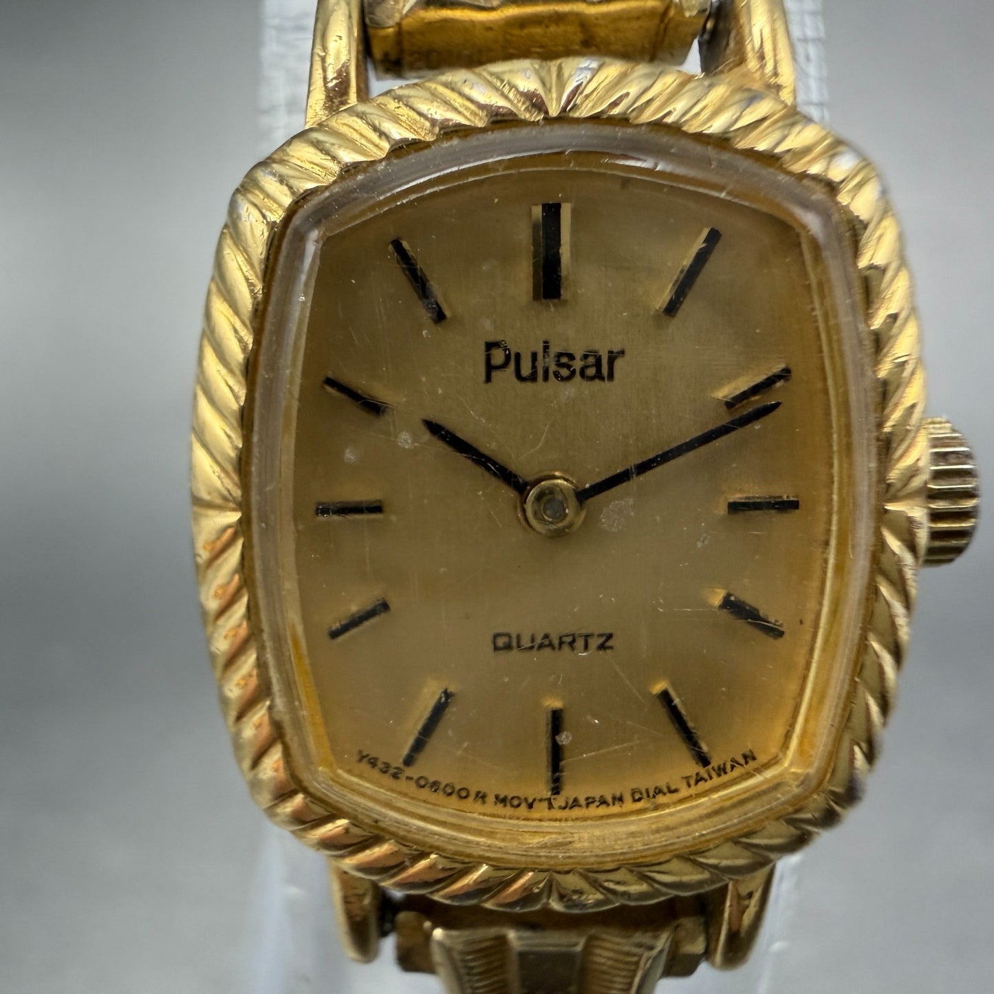 Pulsar Watch Women 16mm Gold Dial Gold Tone Rectangle Y432-5350 new battery1