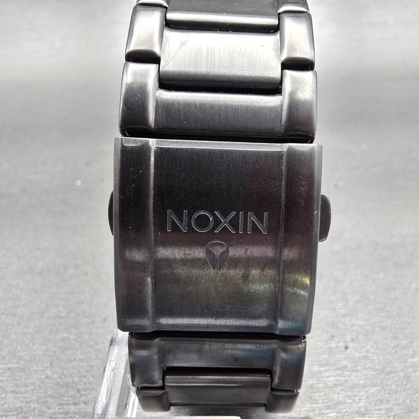 Nixon The Cannon Watch Men 40mm Red Dial Gray Tone Round New Battery7