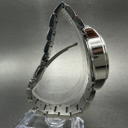 Tommy Bahama Watch Women 33mm Blue Dial Steel Date Round New Battery8