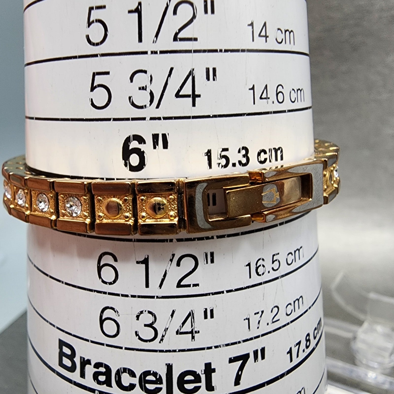 Bulova Crystal Watch Women 22mm MOP Dial Rose Gold Tone Crystal Bezel New Batt11