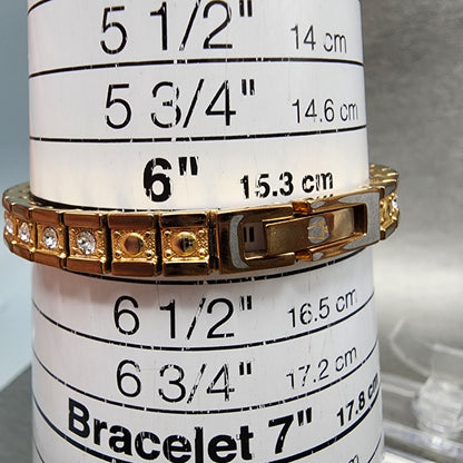 Bulova Crystal Watch Women 22mm MOP Dial Rose Gold Tone Crystal Bezel New Batt11
