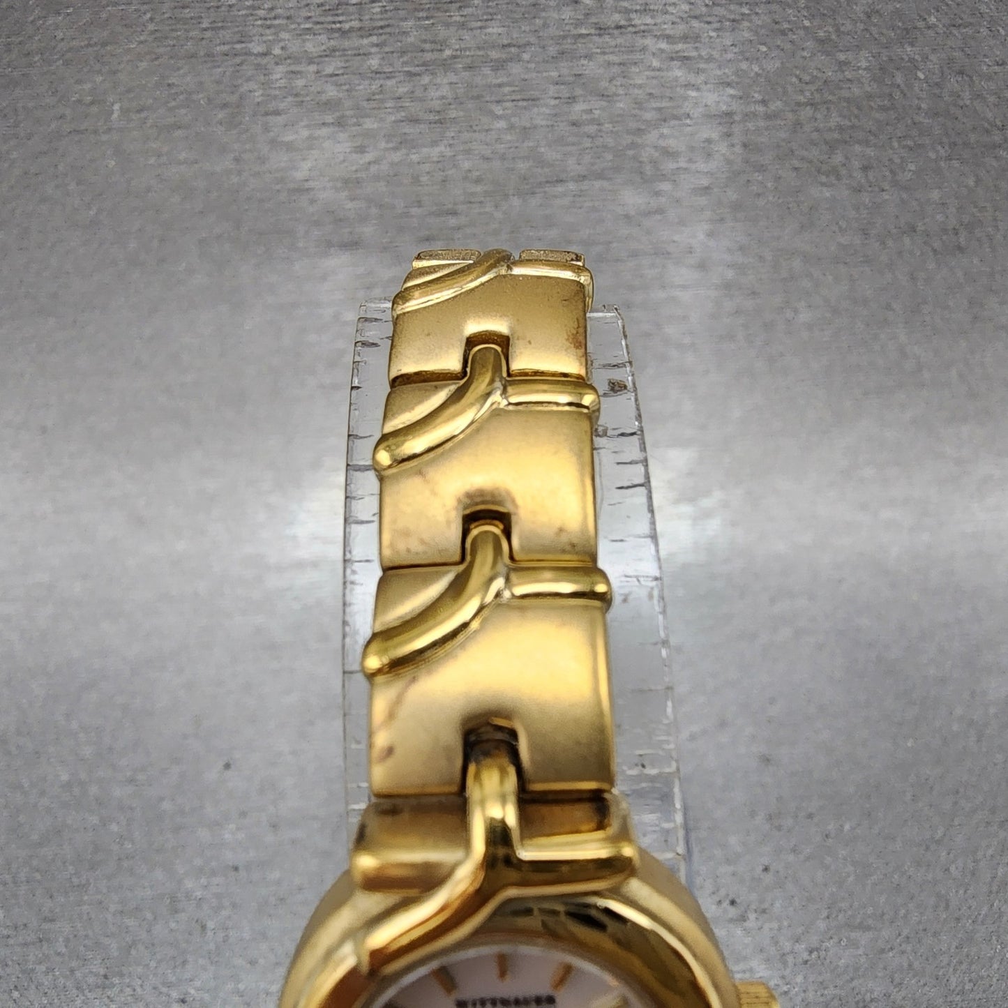 Wittnauer Watch Women 19mm MOP Dial Gold Tone Round RL8368 New Batttery4