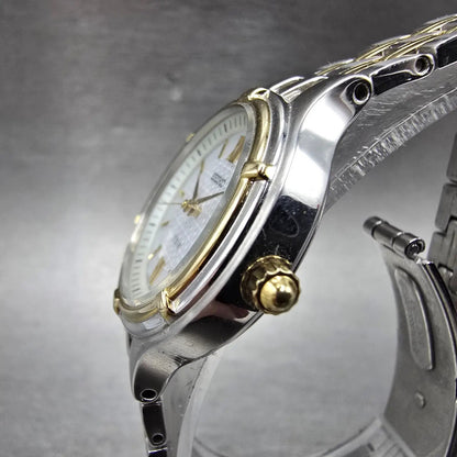 Seiko Solar Watch Women 28mm White Dial Two Tone Date Round V187-0AA0 Runs2