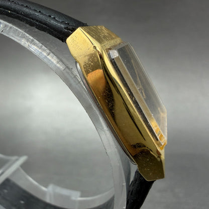 Seiko Tank Watch Women 18mm Black Dial Gold Tone Rectangle 2B21-5020 New Batt J73