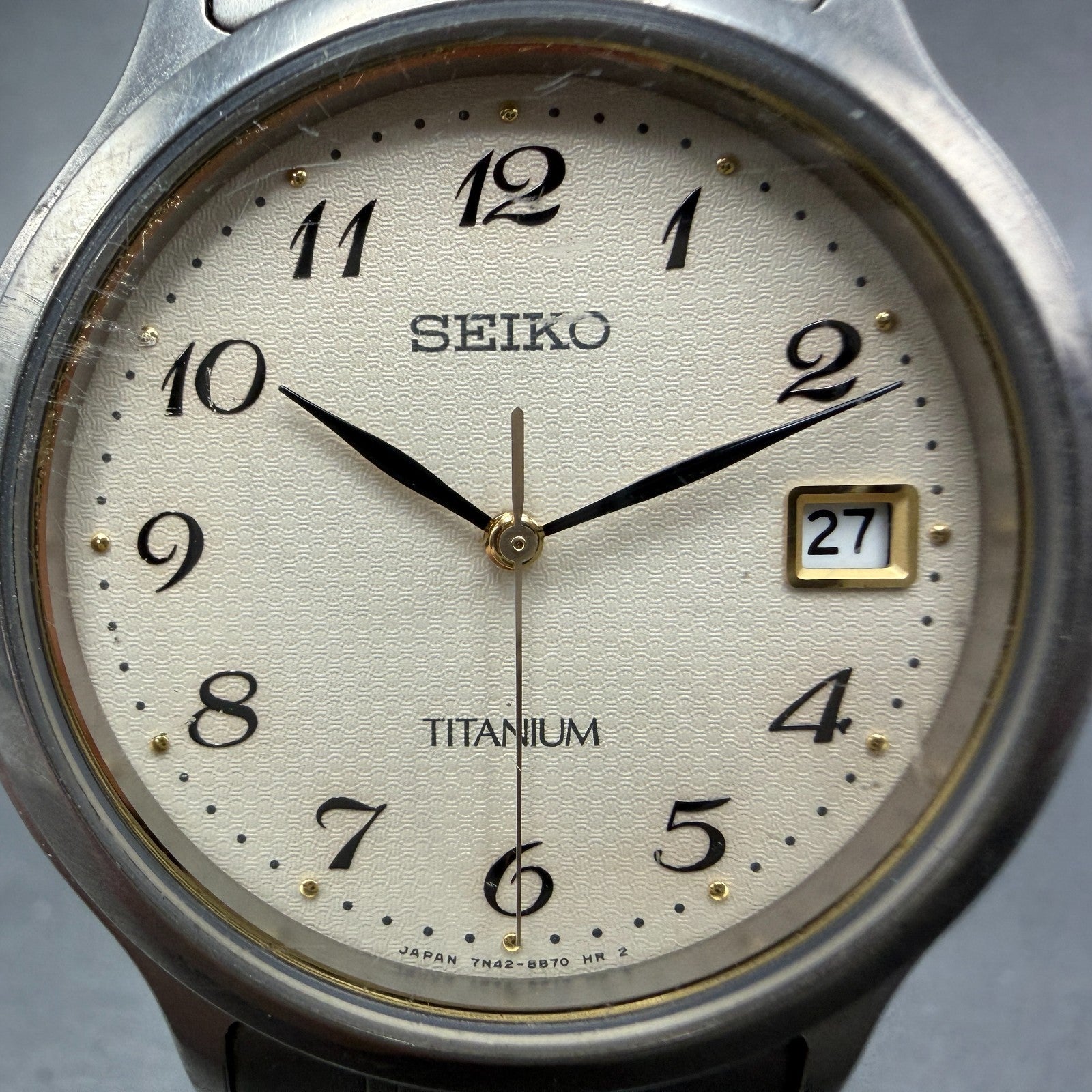 Seiko Watch Men 36mm Cream Dial Titanium Date Round Vintage 7N42-8A60 New Batt1