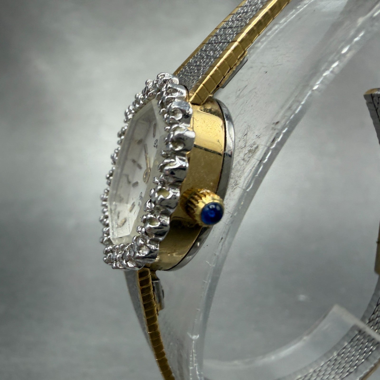 Armitron Deauville Diamond Watch Women 16mm White Dial Two Tone Oval NewBattery2