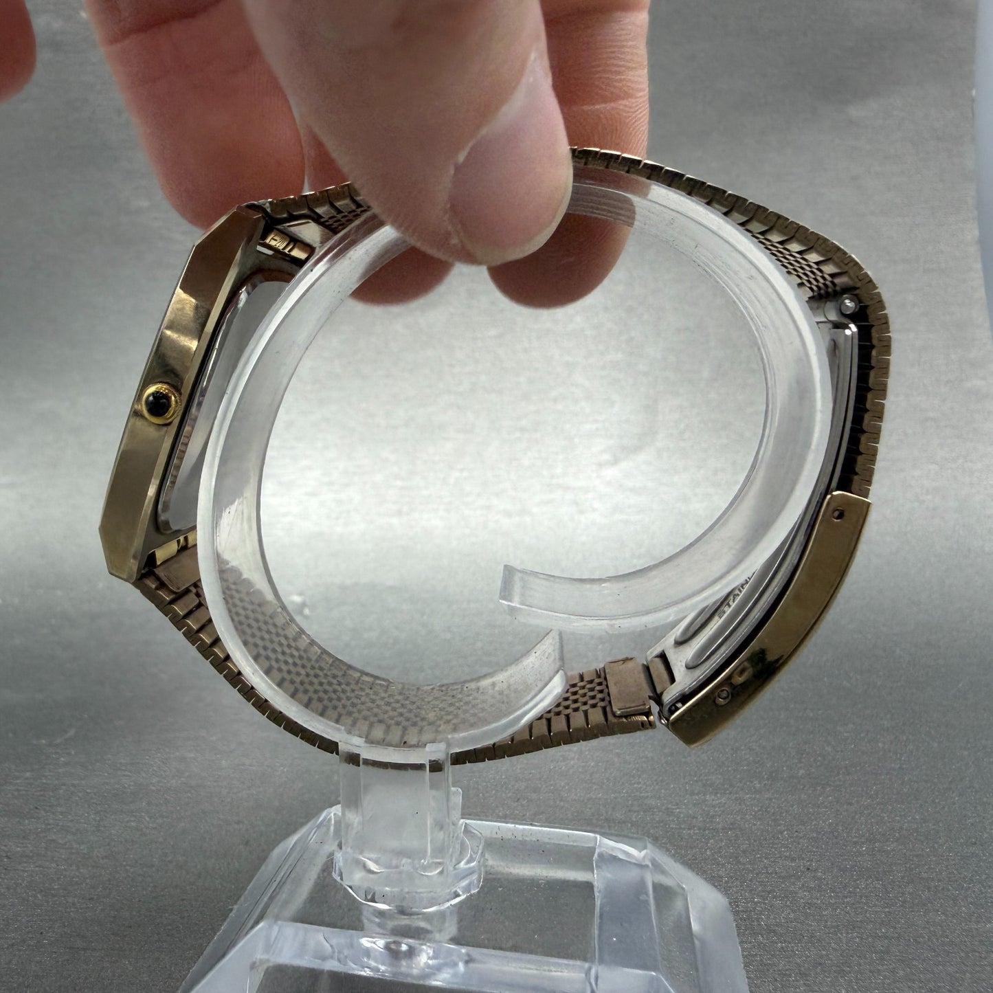 Seiko Tank Watch Men 30mm Gold Dial Gold Tone Rectangle 5931-5341 New Battery6