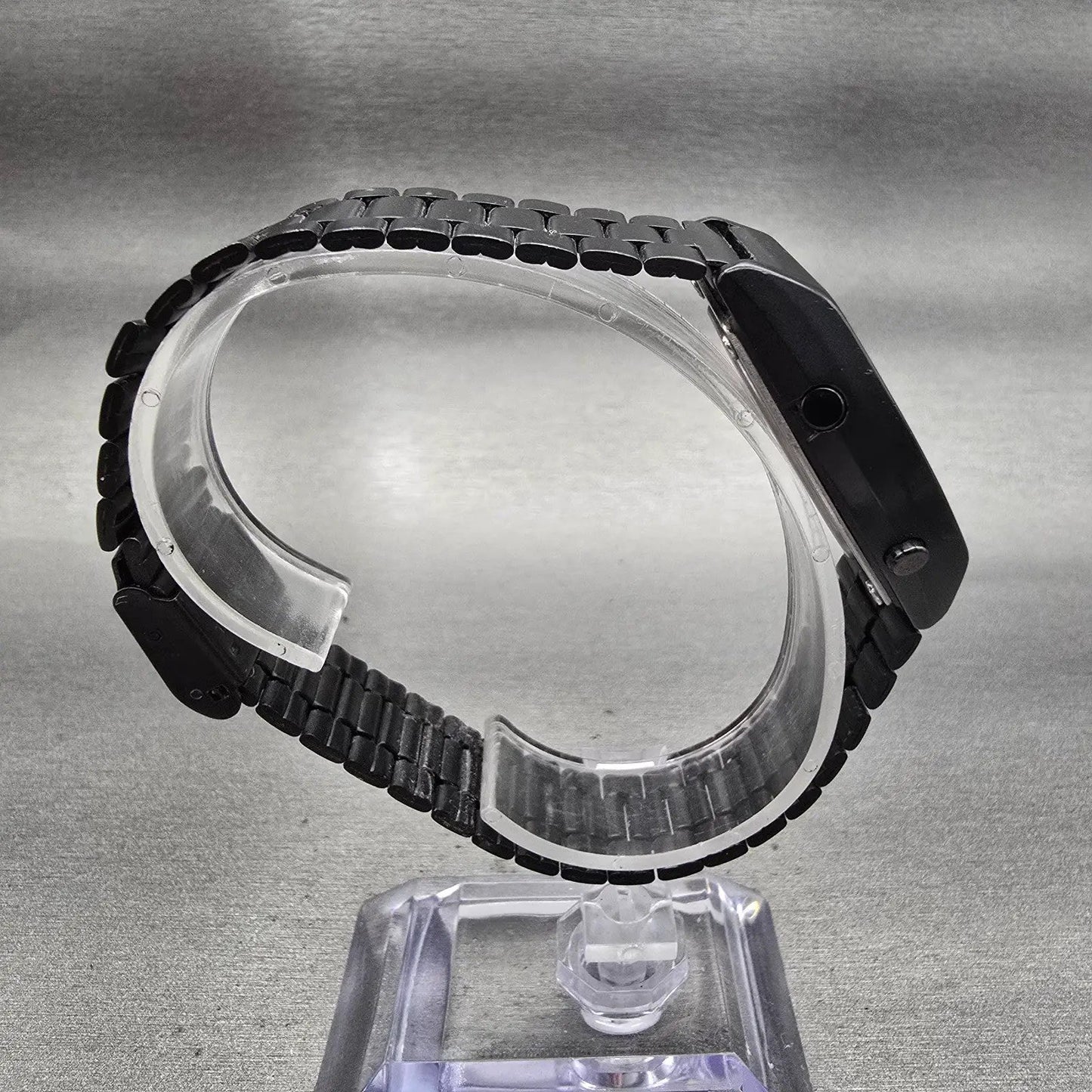 Casio B640W Digital Watch Men 35mm Black Dial Black Tone Chrono Alarm New Batt8