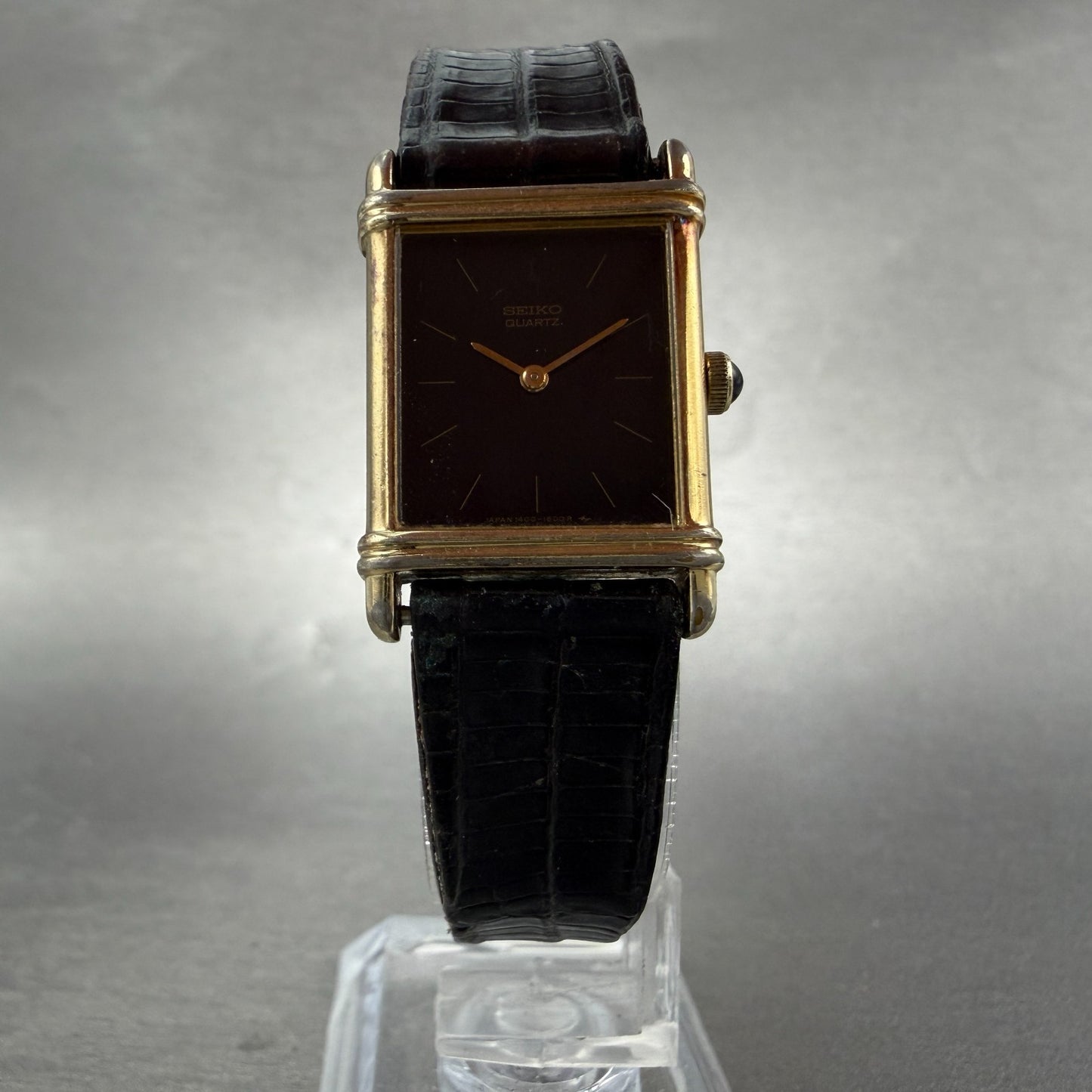 Seiko Tank Watch Women 19mm Black Dial Gold Tone Rectangle 1400-524F New Battery5