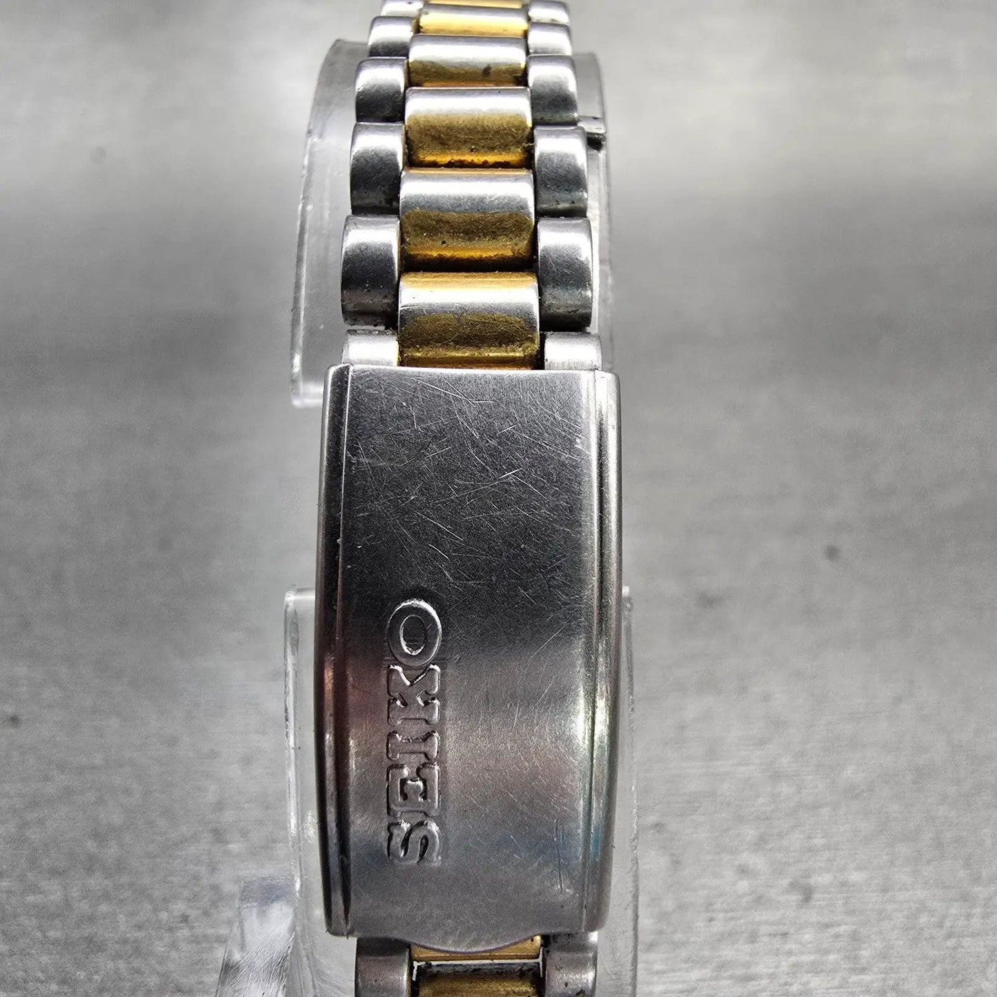 Seiko Watch Women 24mm Gold Dial Two Tone Daydate Round 7N83-0041 New Battery F7
