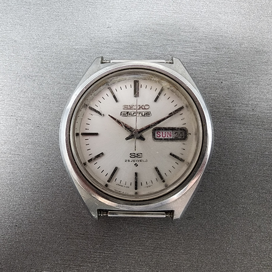 Seiko 5 Actus SS Watch Men 38mm Silver Dial Silver Tone Daydate 6106-7490 Runs