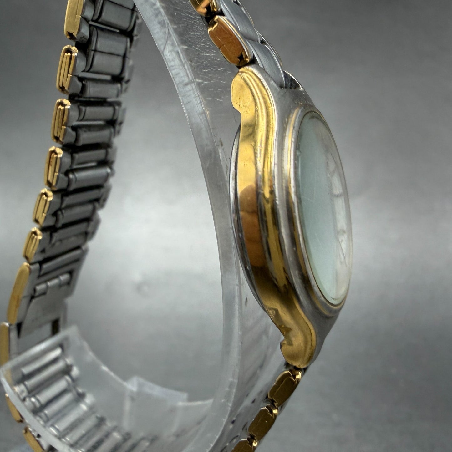 Seiko Alba Carib Watch Women 26mm White Dial Two Tone V701-2C40 New Battery6