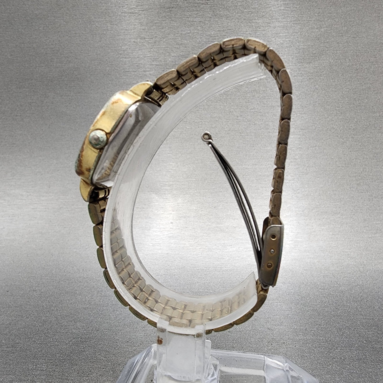 Seiko Watch Women 27mm Silver Dial Gold Tone Round 47205120 New Battery6