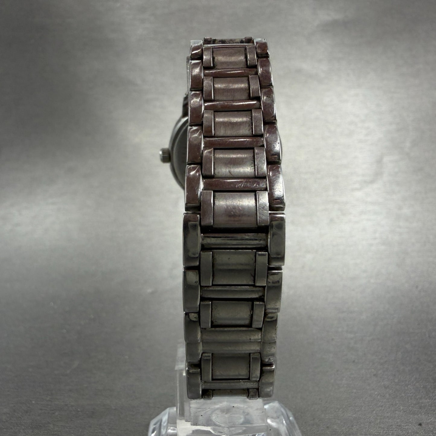 Bulova Watch Women 26mm MOP Dial Silver Tone Date Round 96R105 New Battery7