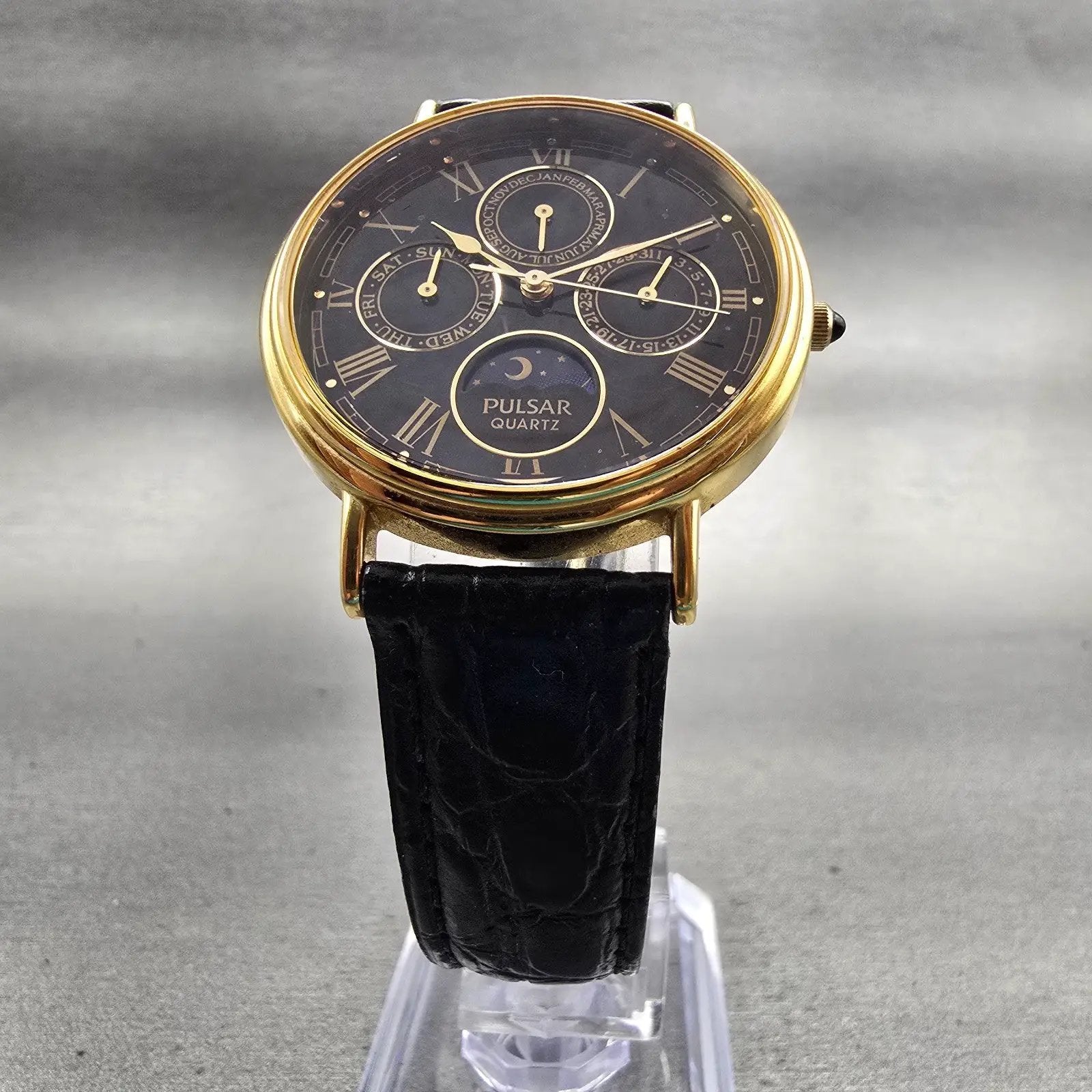 Pulsar Watch Men 33mm Black Dial Gold Sun Moon Triple Calendar V33F-8A10 New Bat4