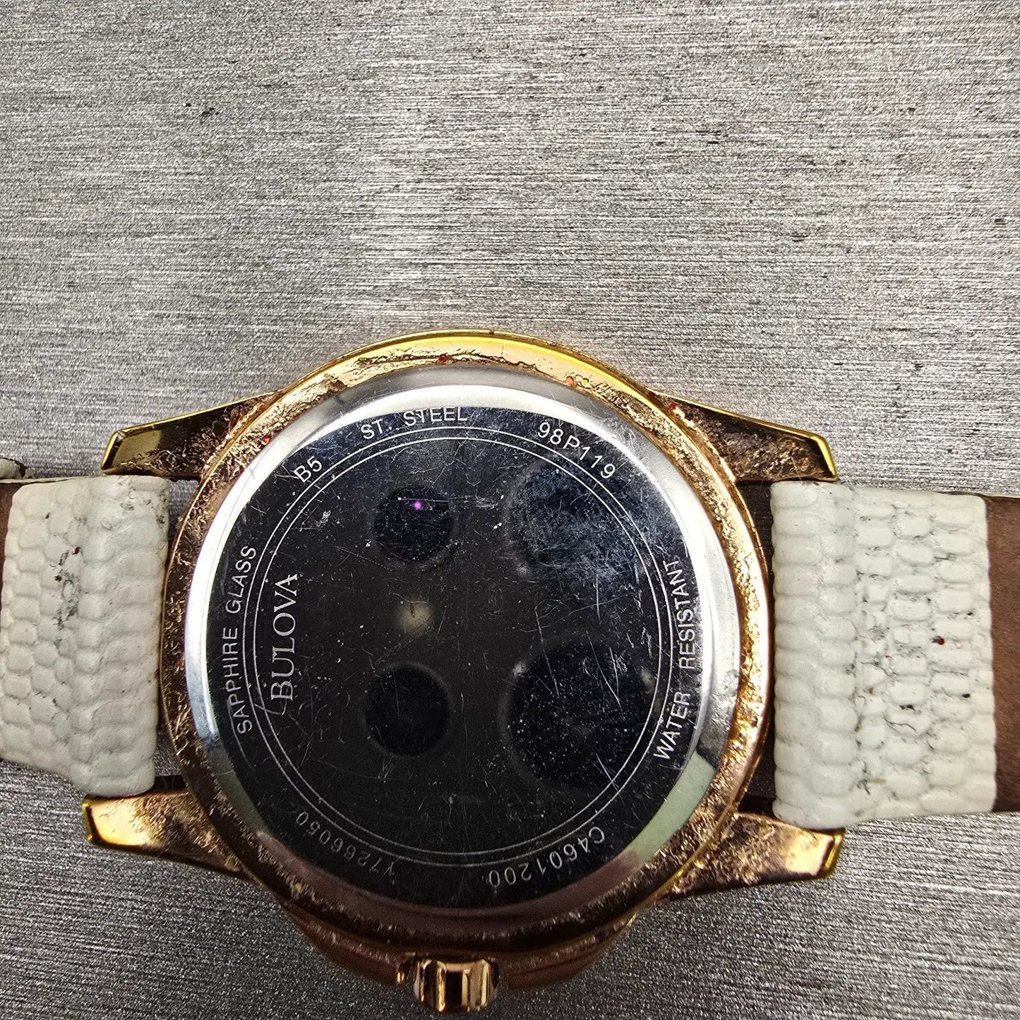 Bulova Watch Women 32mm MOP Dial Rose Gold Tone Diamond Round 98P119 New Battery10
