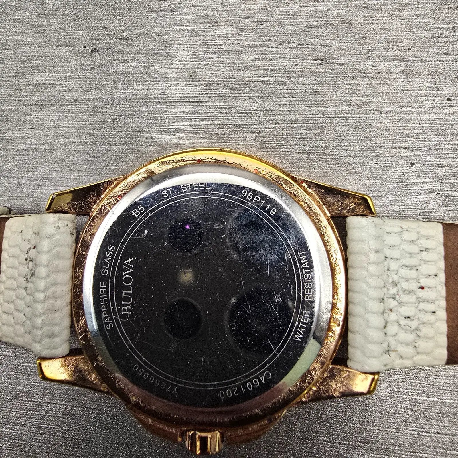 Bulova Watch Women 32mm MOP Dial Rose Gold Tone Diamond Round 98P119 New Battery10