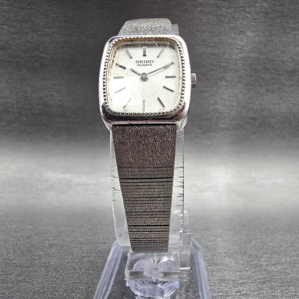Seiko Watch Women 18mm Silver Dial Silver Tone Rectangle 2320-6349 New Battery5