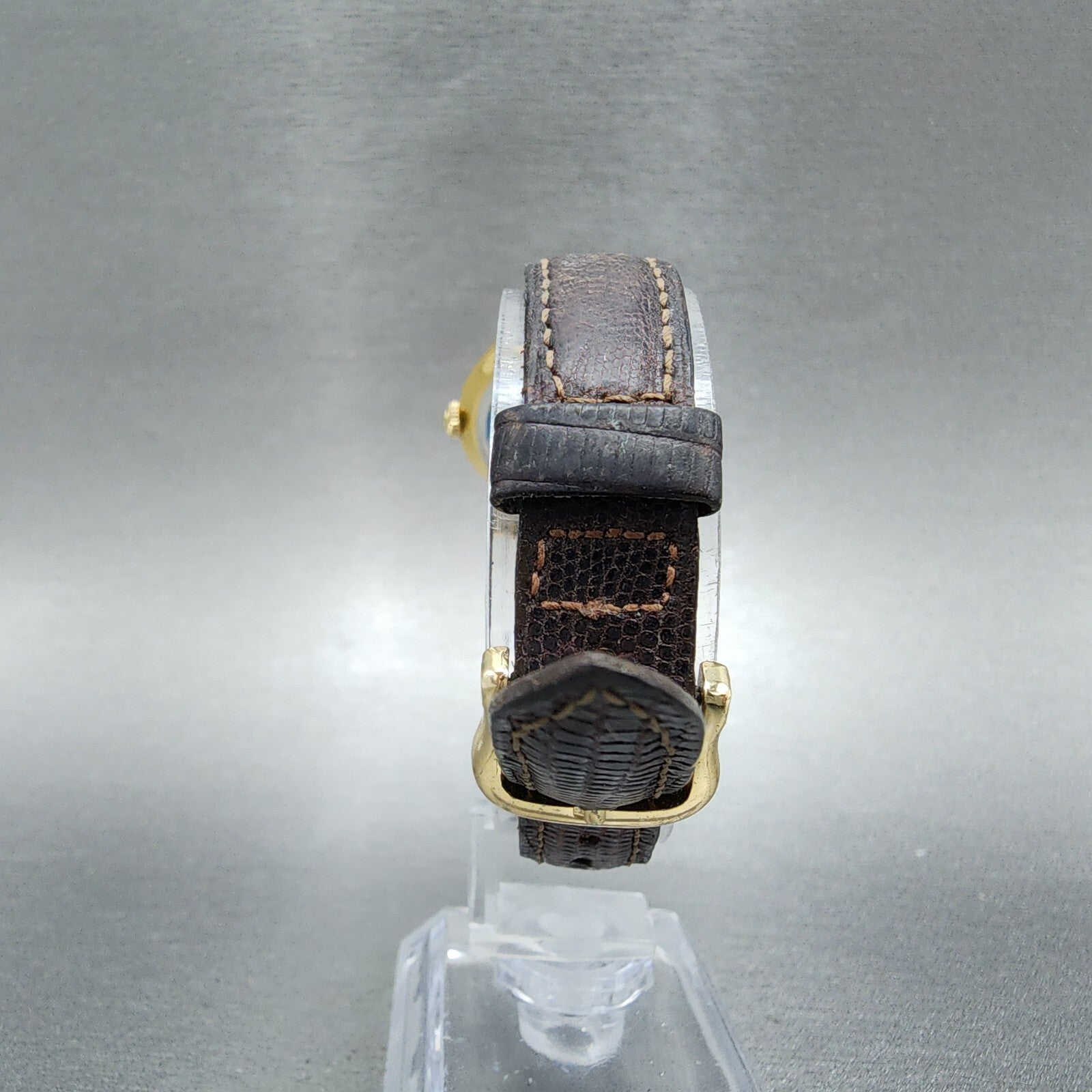 Seiko Age Of Discovery Watch Women 26mm White Dial Gold Tone Date 3Y020B09 PART8