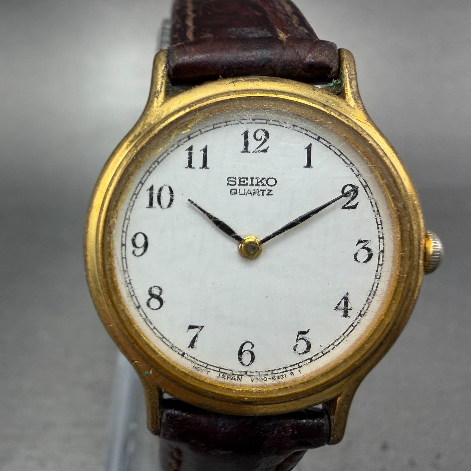 Seiko Watch Women 26mm White Dial Gold Tone Round Vintage V700-6091 New Battery0
