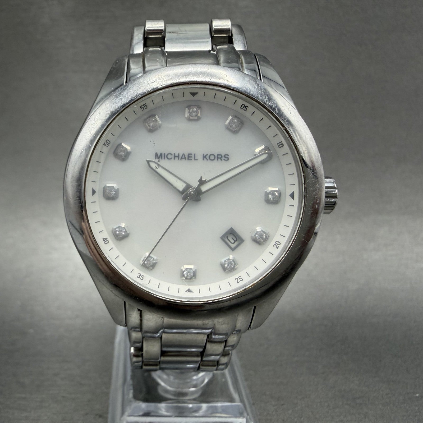 Michael Kors Watch Women 40mm MOP Dial Silver Tone Round MK5325 New battery0
