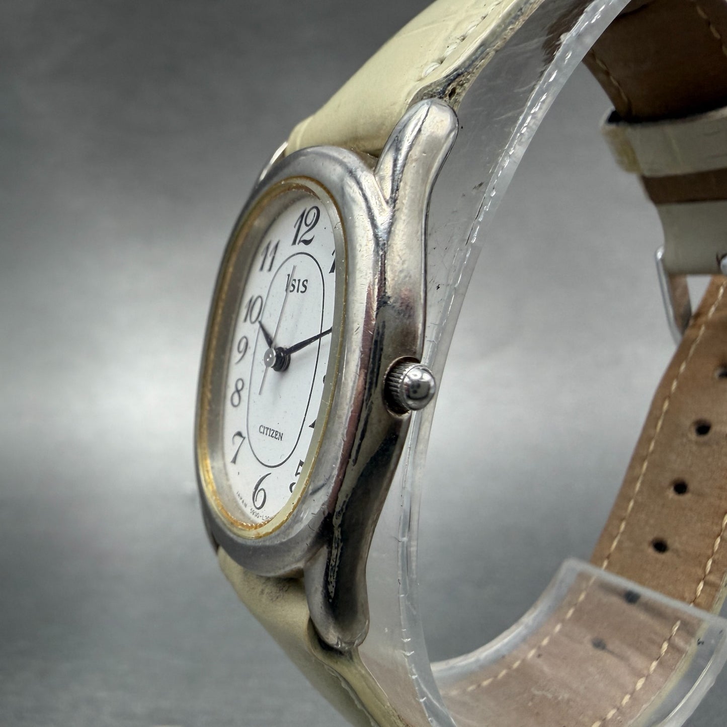 Citizen Isis Watch Women 20mm White Dial Silver Tone Oval 5930-L11825 New Batt 12