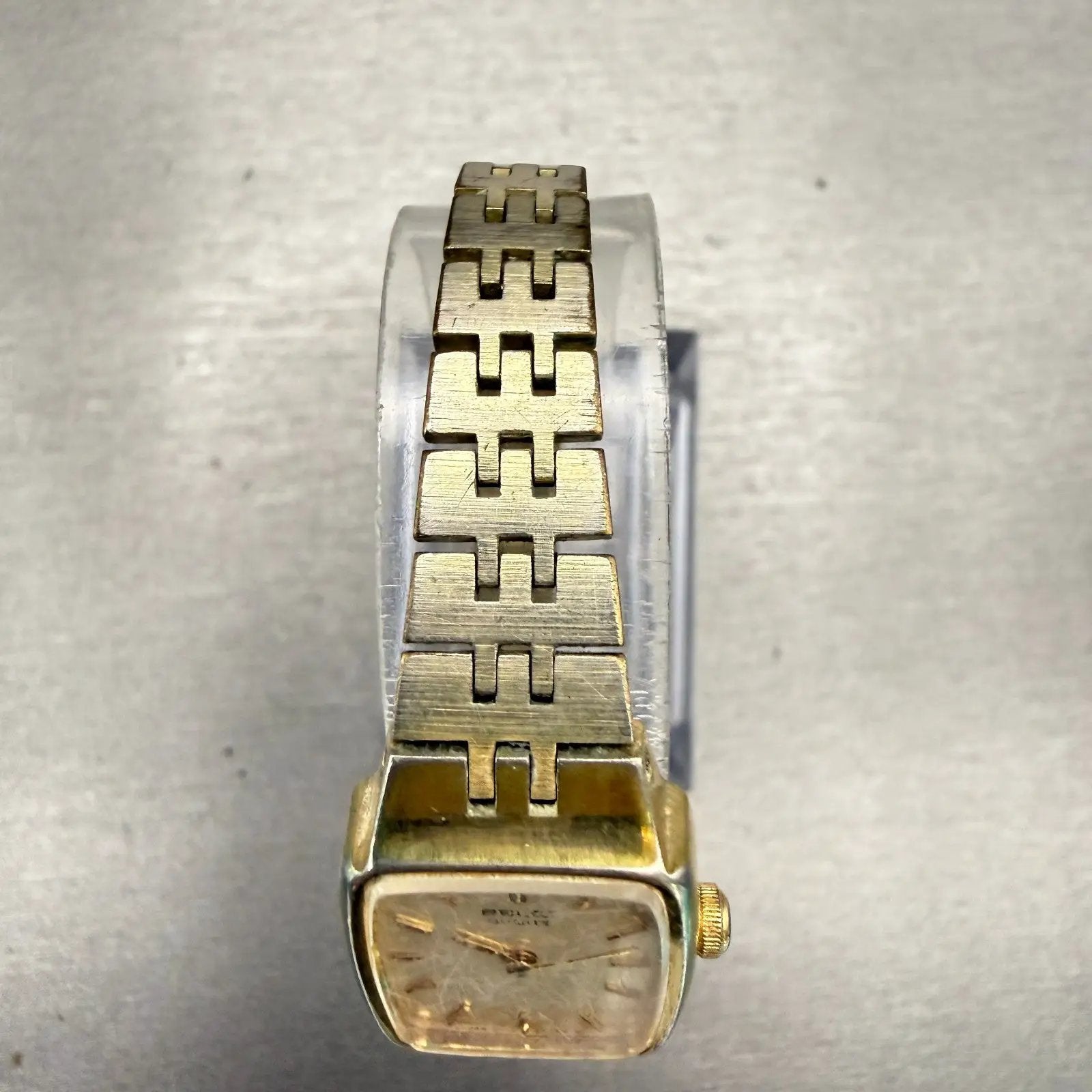 Seiko Watch Women 18mm Champagne Dial Gold Tone Rectangle 4700-3019 New Battery4