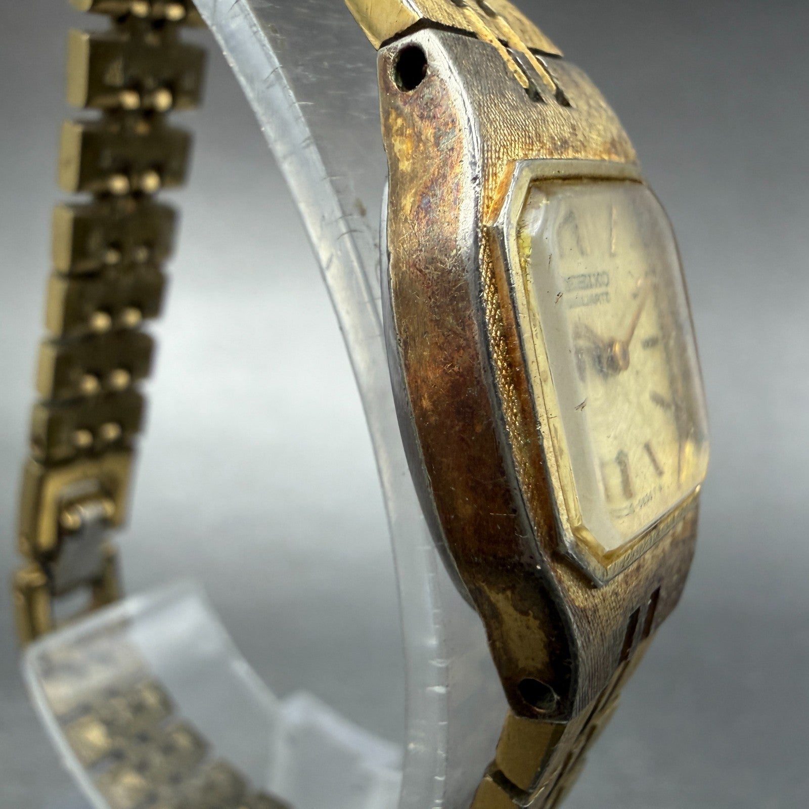 Seiko Watch Women 17mm Champagne Dial Gold Tone Octagon 5420-5420 New Battery3