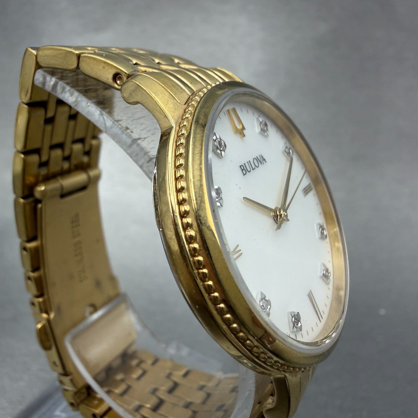 Bulova Watch Women 34mm MOP Dial Gold Tone Round 97P134 New Battery3