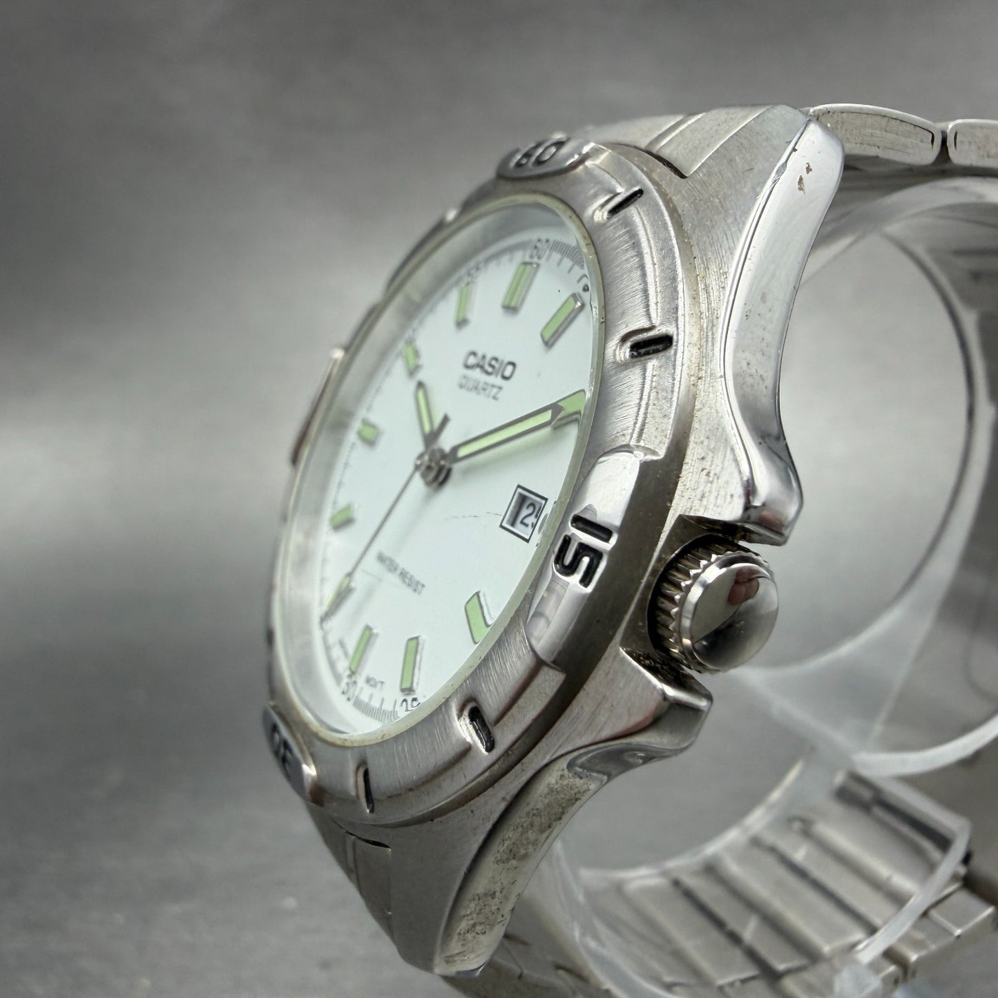 Casio Dive Watch Men 41mm White Dial Silver Tone Date Round MTP-1244 New Batt 9E2