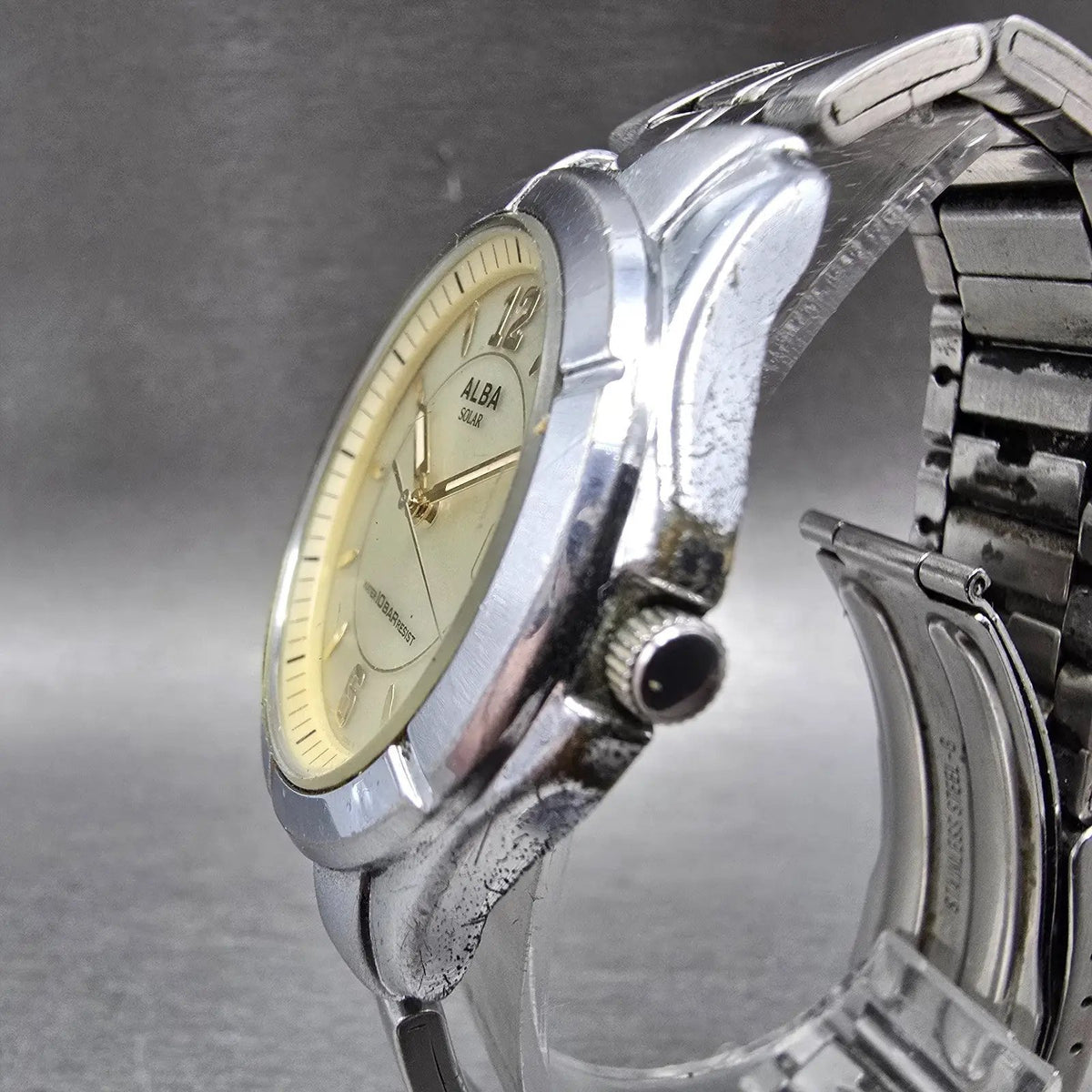 Seiko Alba Solar Watch Men 36mm Champagne Dial Silver Tone Date V145-0BE0 Runs2