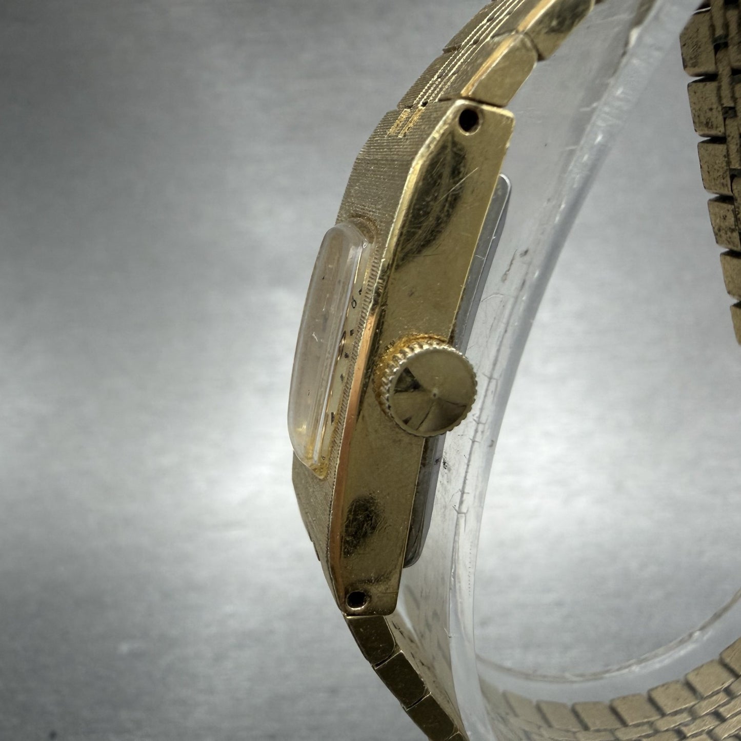 Seiko Tank Watch Women 12mm Champagne Dial Gold Tone Rectangle Manual Wind Runs2