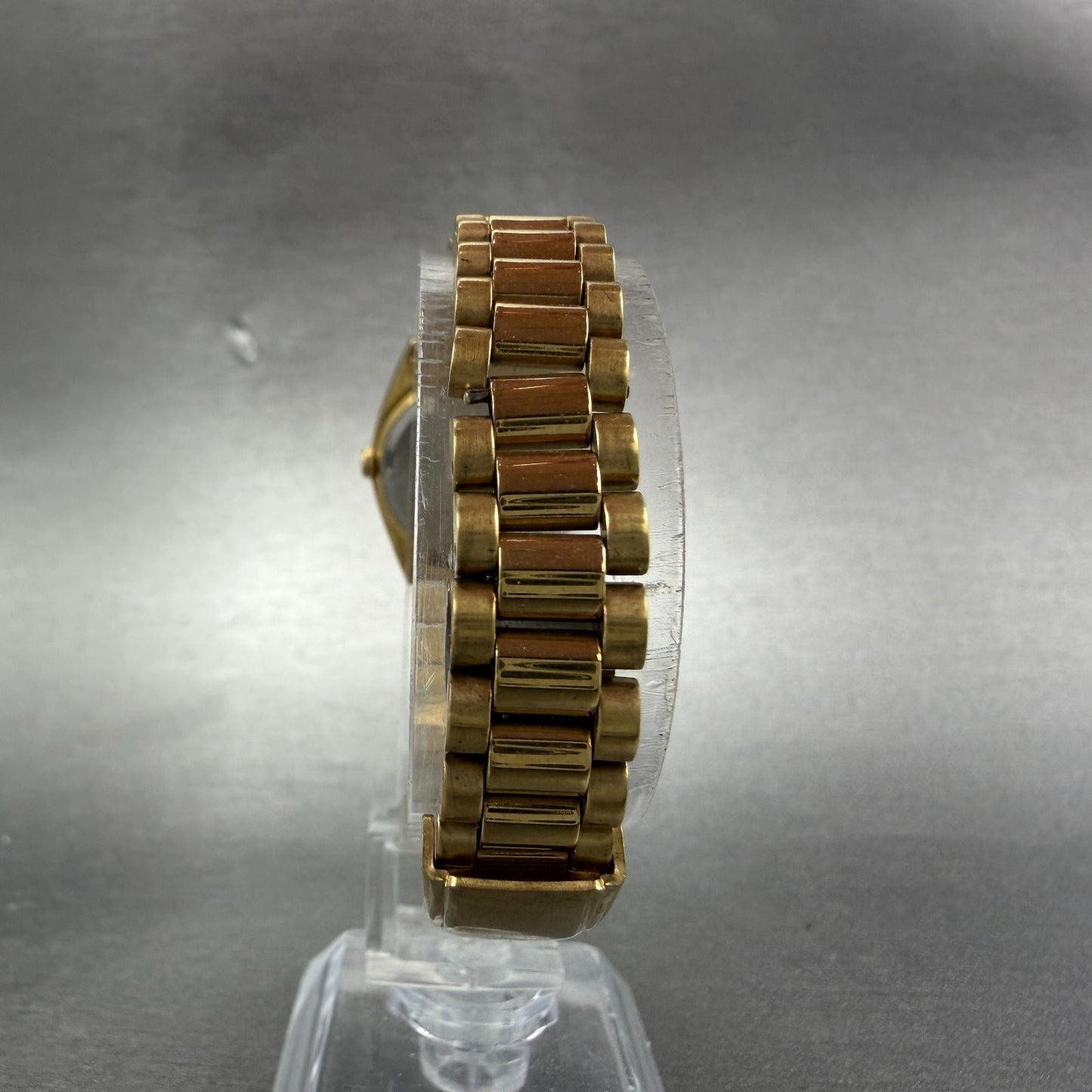 Seiko Watch Women 25mm Gold Dial Gold Tone Daydate Round 7N83-0041 New Battery L7