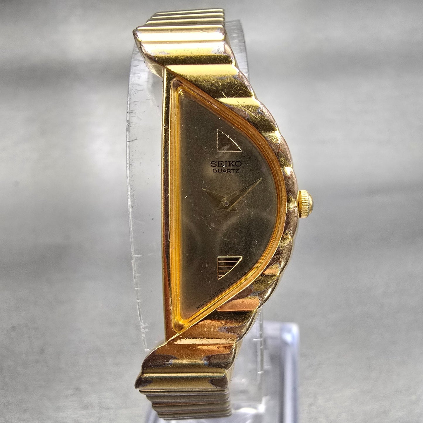 Seiko Watch Women 15mm Gold Dial Gold Tone Asymmetrical 1F20-5059 New Battery0