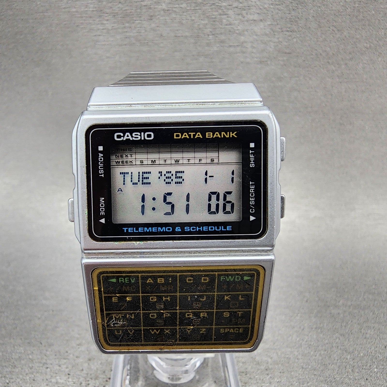 Casio Calculator Watch Men 33mm Digital Silver Tone Alarm Chrono DBC610 New Bat0