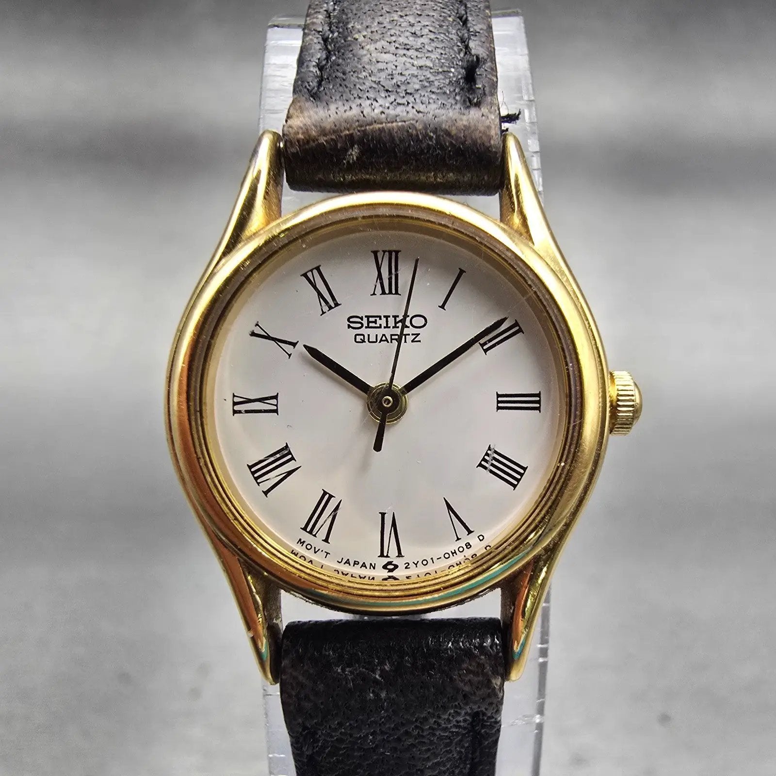 Seiko Watch Women 20mm White Dial Gold Tone Round 2Y01-0A10 New Battery Vintage0