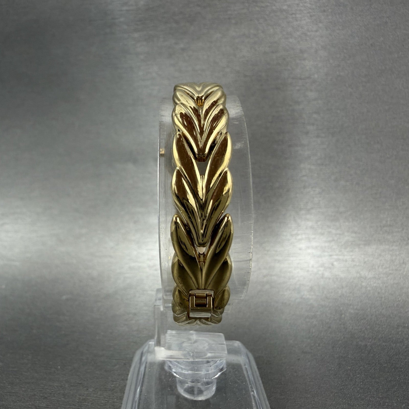 Citizen Elegance Watch Women 15mm White Dial Gold Tone Oval 5421-F44701 New Batt7