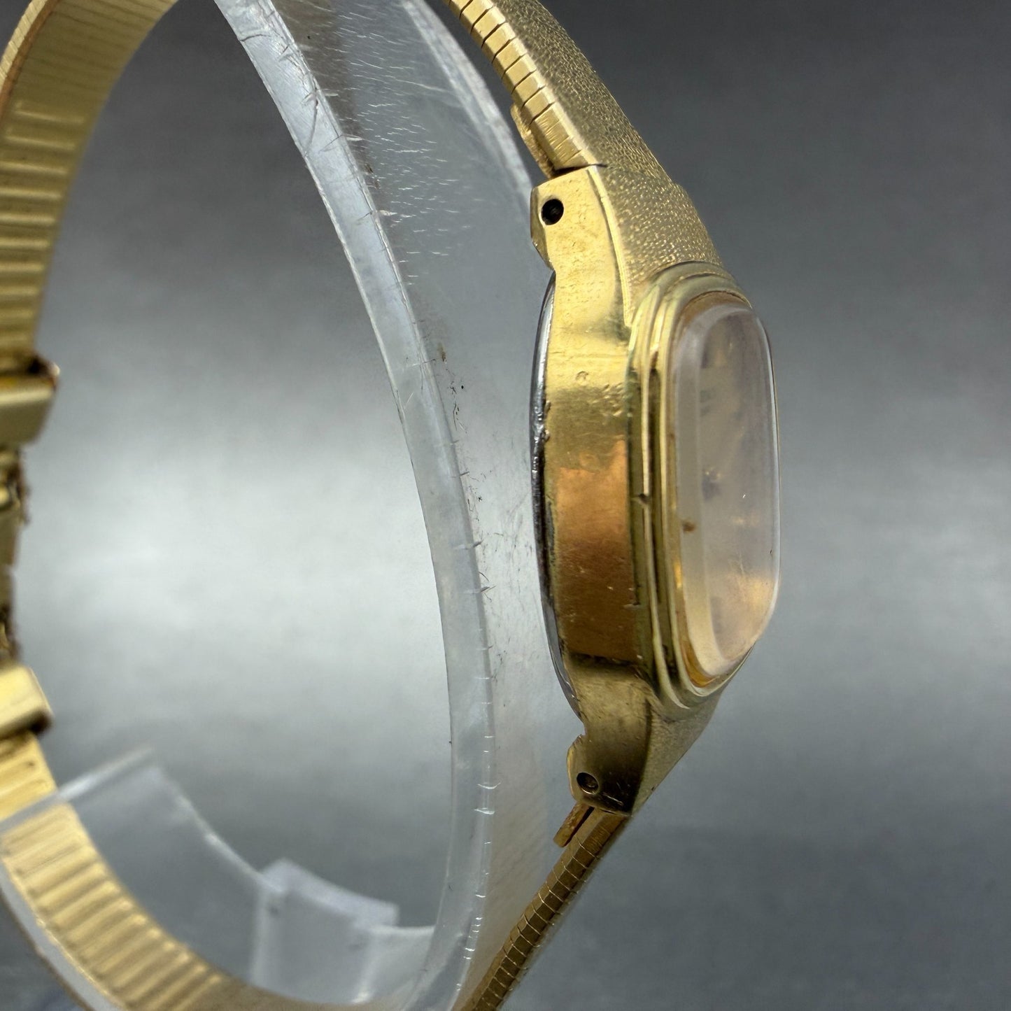 Seiko Watch Women 16mm Champagne Dial Gold Tone Square 2C20-5770 New Battery3
