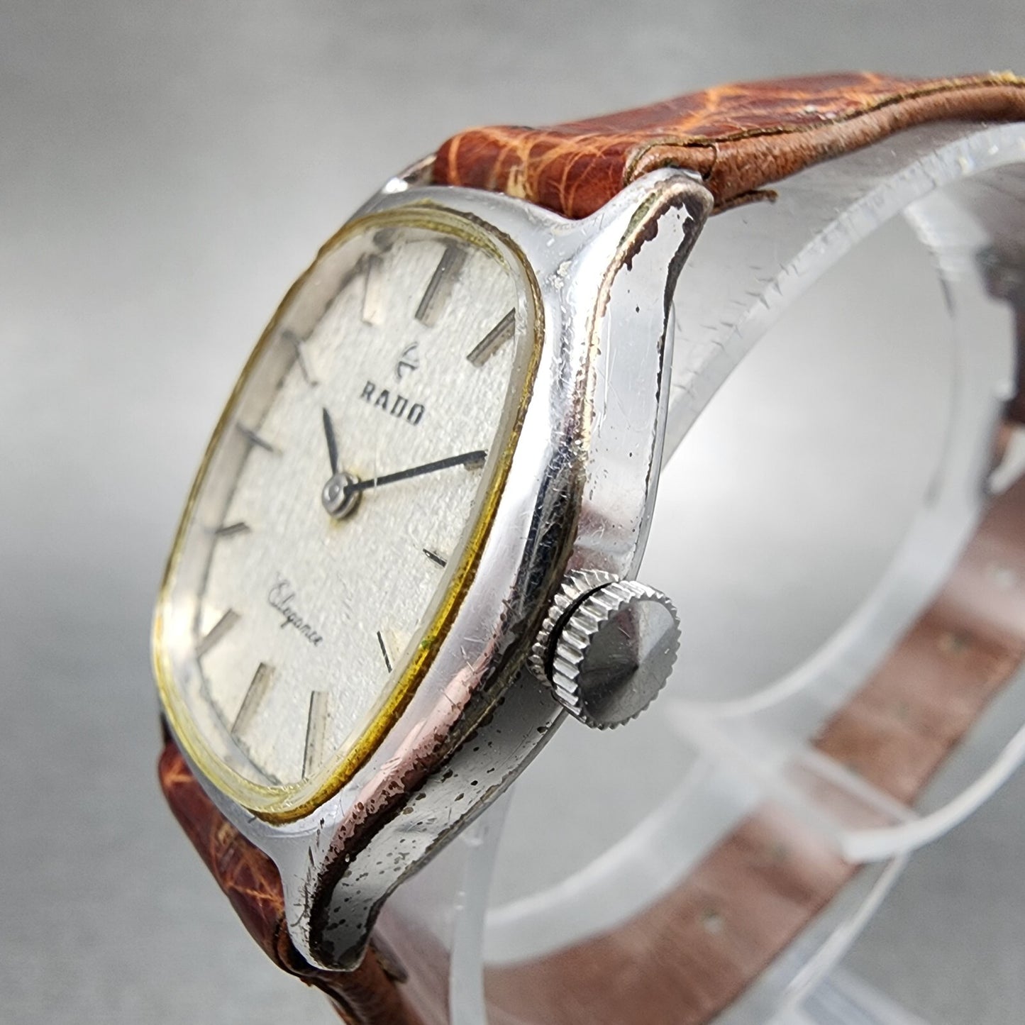 Rado Elegance Watch Women 23mm Silver Dial Steel Oval Manual Wind Runs VTG2