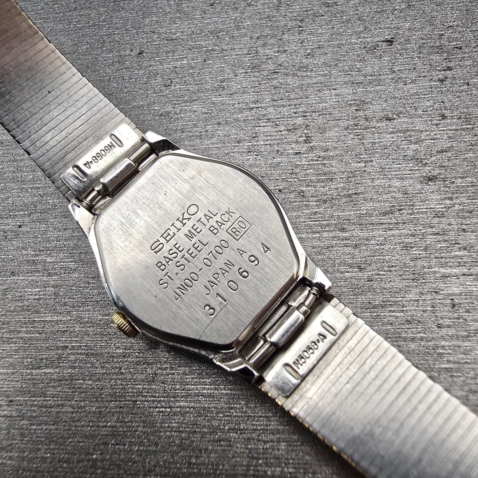 Seiko Watch Women 19mm Silver Dial Silver Tone Round 4N00-0700 New Battery VTG10